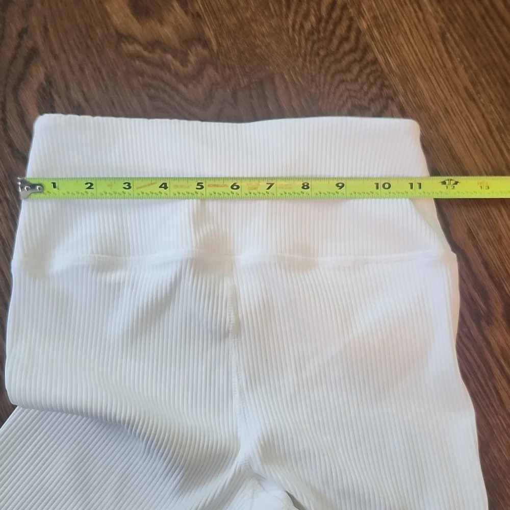 Carbon38 White Flare Boot Cut Leggings - Picture 7 of 8